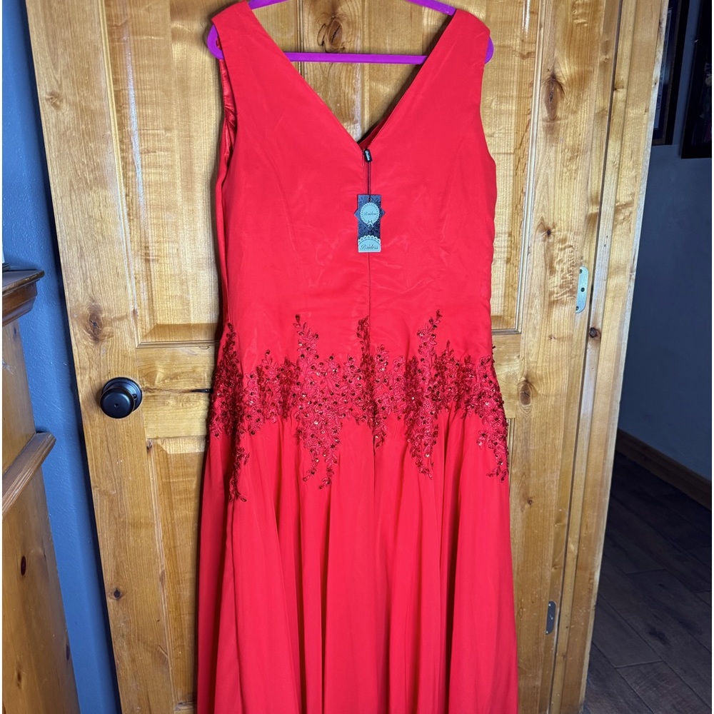Red Brides brand with tags never warn Evening /bridesmaid/prom dress.